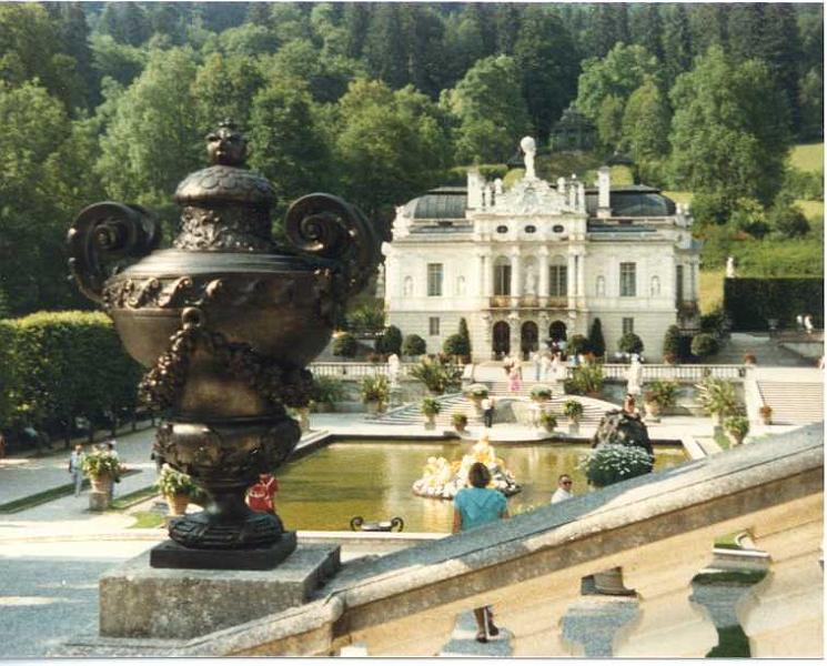 Chateau de Linderhof (Louis II, 1869->1879), Grand Bassin