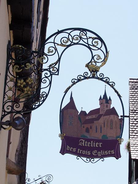 Riquewihr, Place des trois Eglises