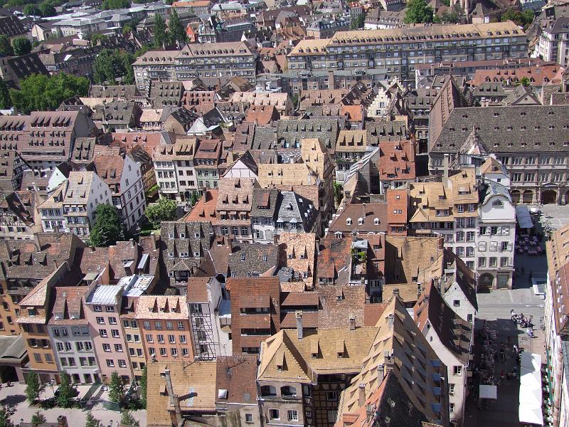 Strasbourg, vue de la Cathédrale Notre-Dame sur la ville