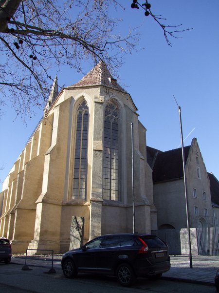 Krems und Stein, Pfarrkirche