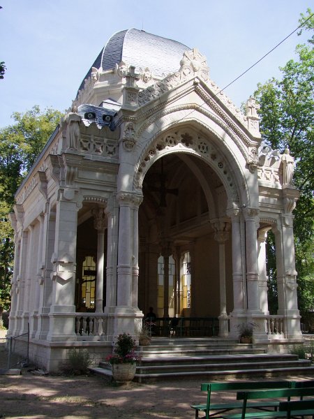 Paray-le-Monial, Parc des Chapelains