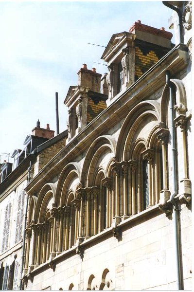 Dijon, Hotel Aubriot ? (13e)