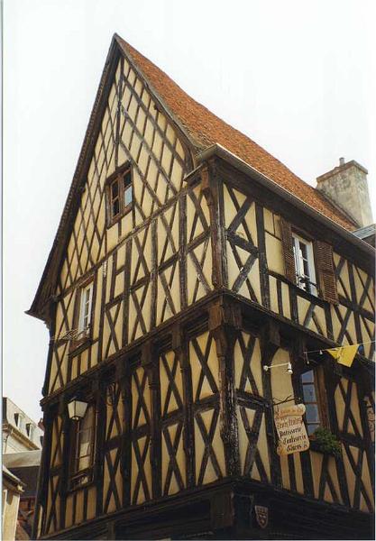 Bourges