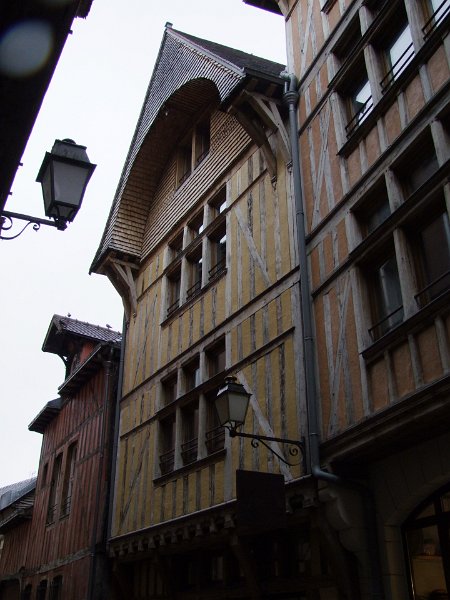 Troyes