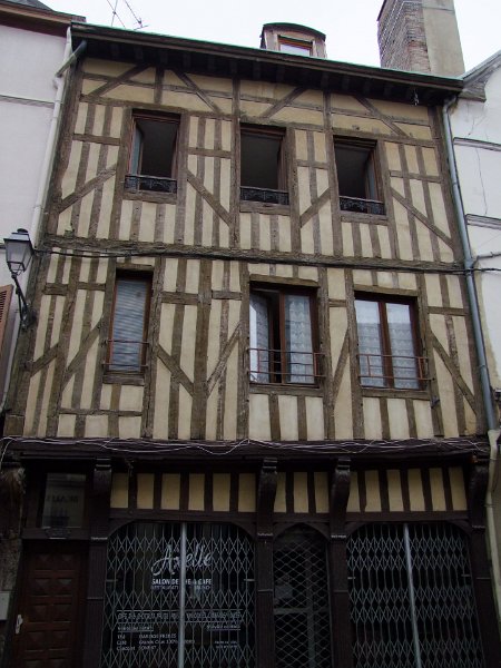Troyes