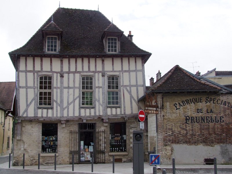 Troyes