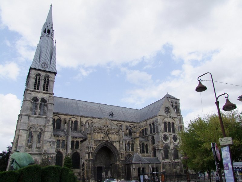 Châlons-en-Champagne, Eglise Saint-Alpin