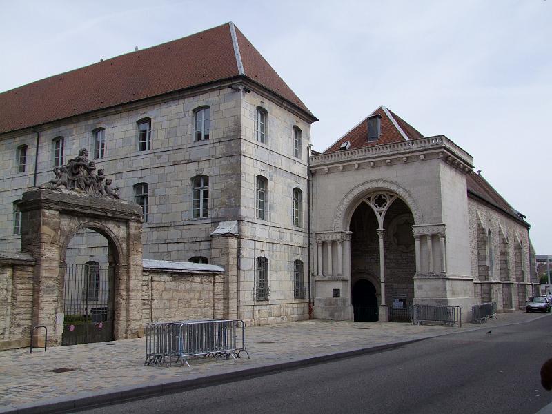 Besançon, Eglise de l'ancien hôpital du Saint-Esprit