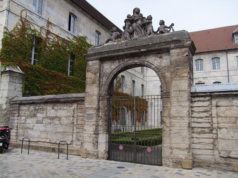 Besançon, Ancien hôpital du Saint-Esprit