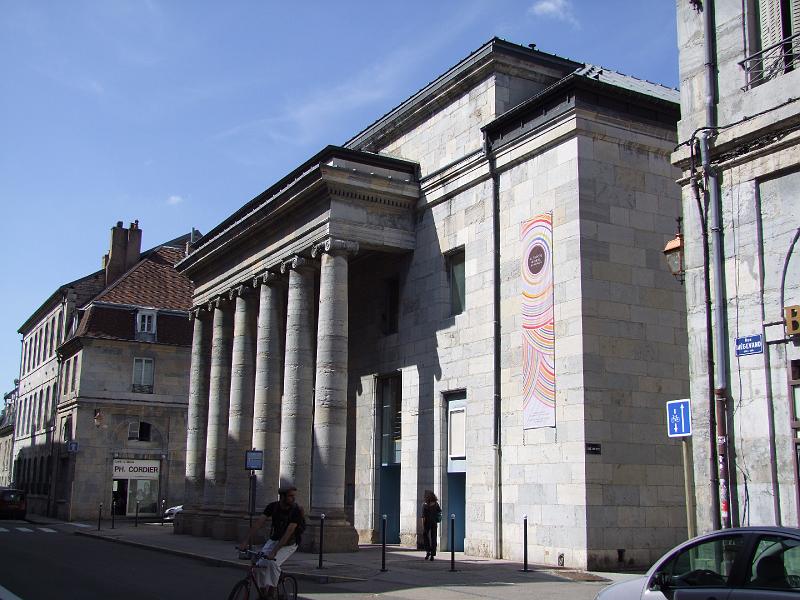 Besançon, Rue Mégevand, Théâtre