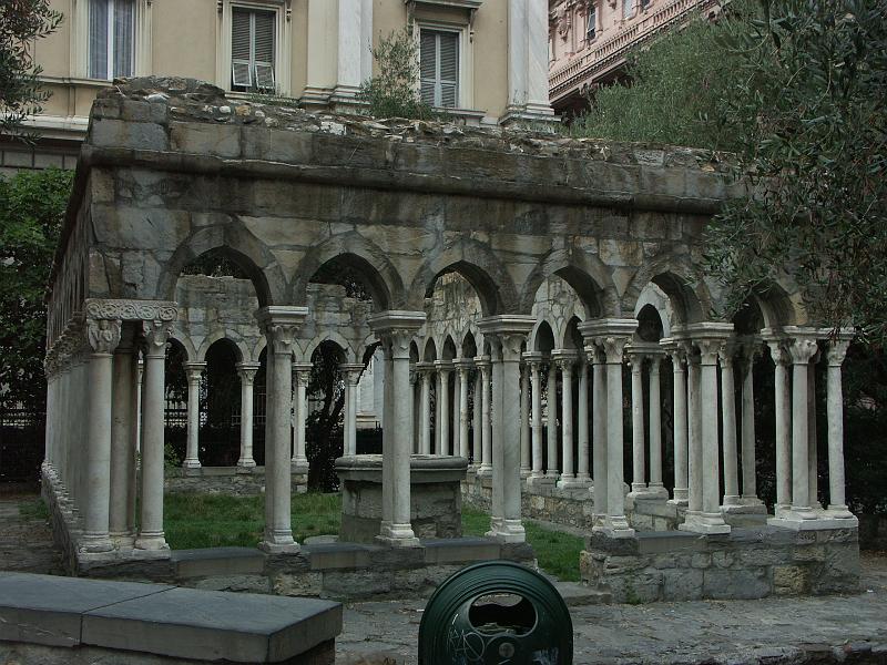 Genova, Cloître près Casa di Colombo