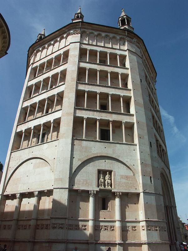 Parma, Battistero