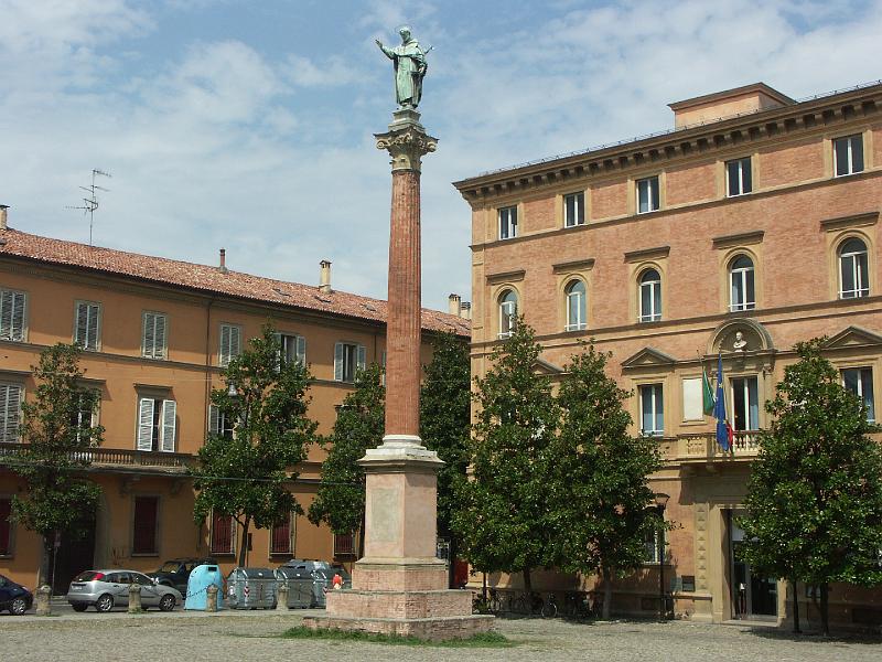 Bologna, Piazza S. Dominico