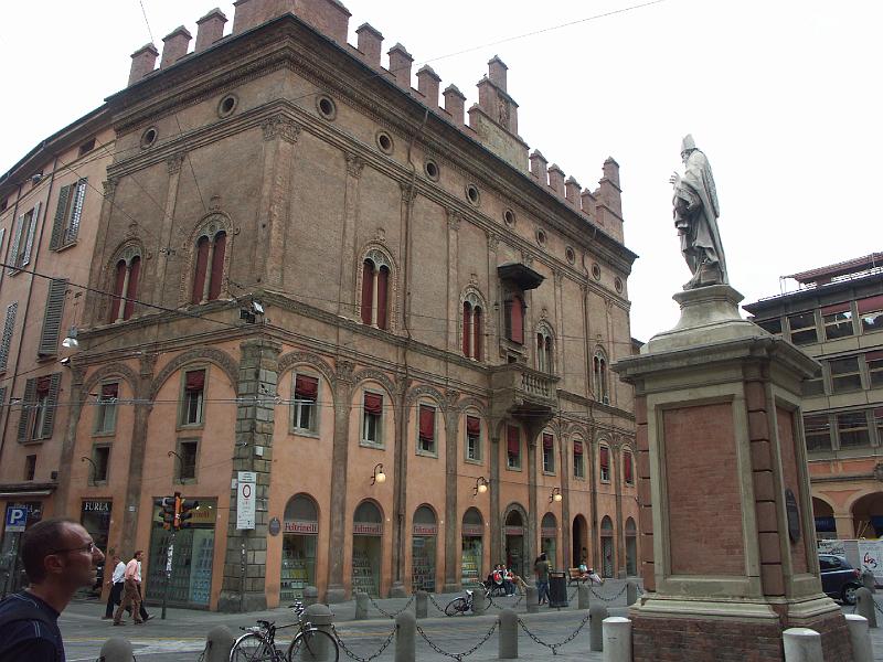 Bologna, Casa dei Drappieri