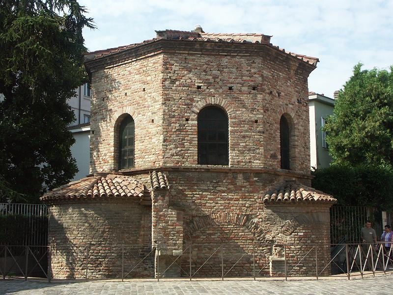 Ravenna, Battistero degli Ariani