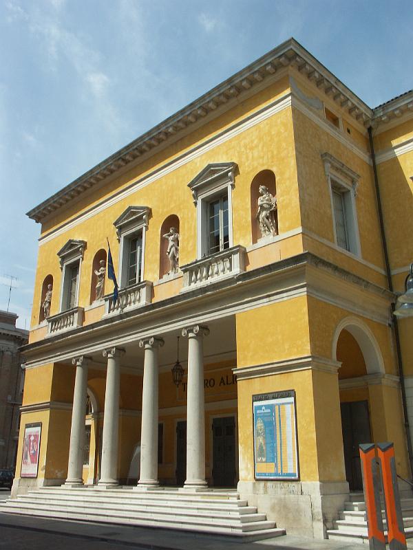 Ravenna, Teatro