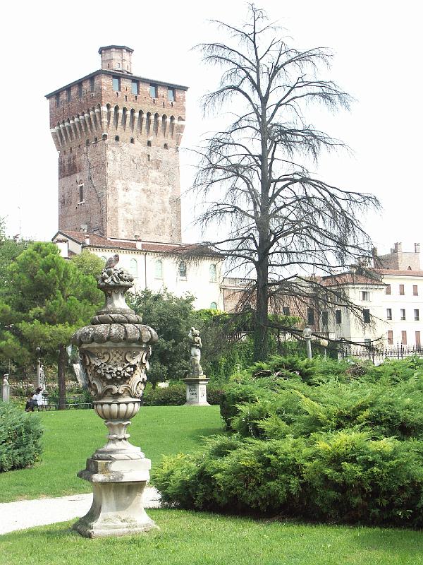 Vicenza, Porta Castella