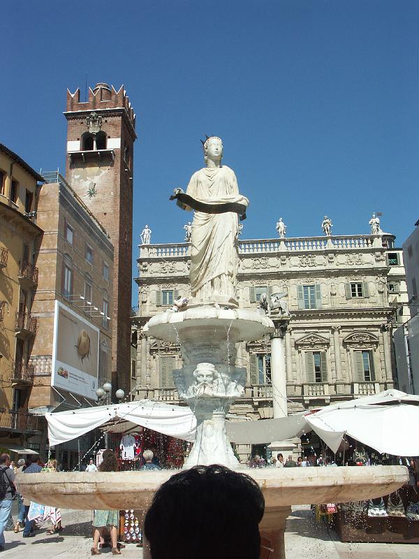 Verona, Piazza delle Erbe