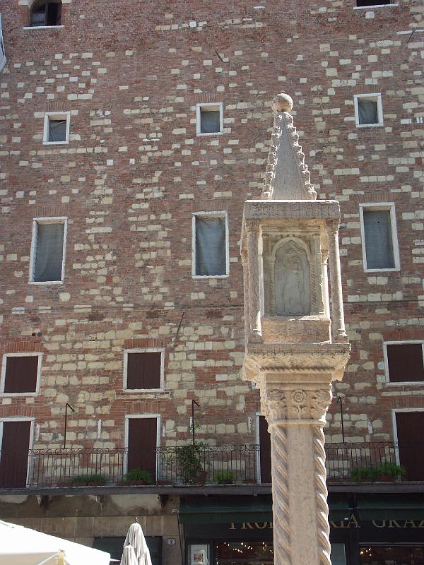 Verona, Piazza delle Erbe