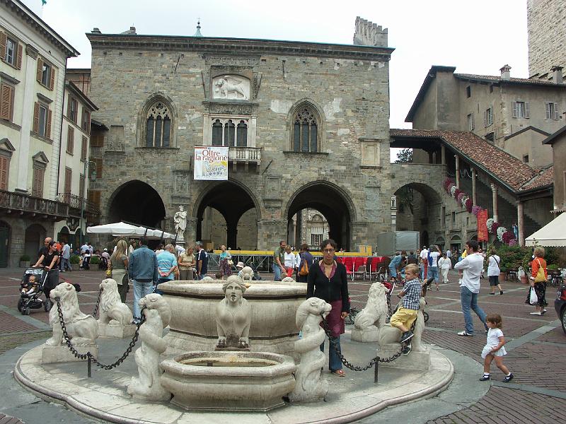 Bergamo, Palazzo della Ragione