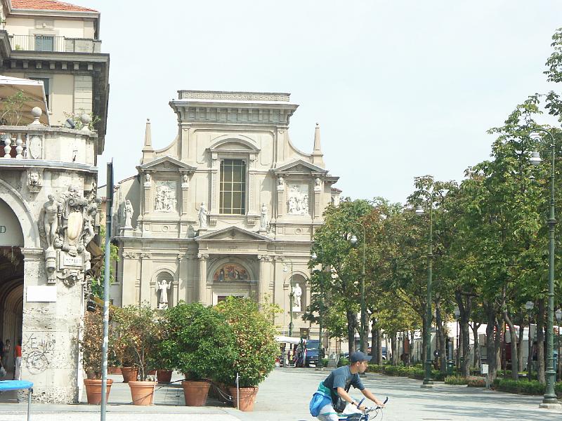 Bergamo, Piazza Matteotti