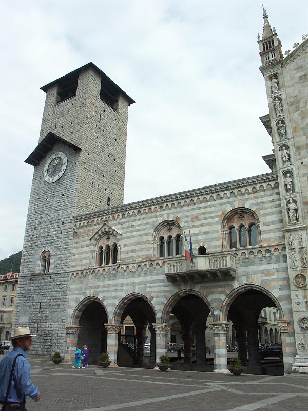 Lago di Como, Como, Broletto