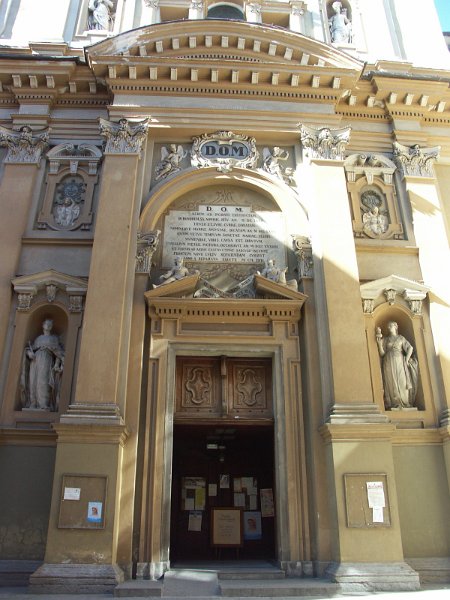 Cuneo, Via Roma
