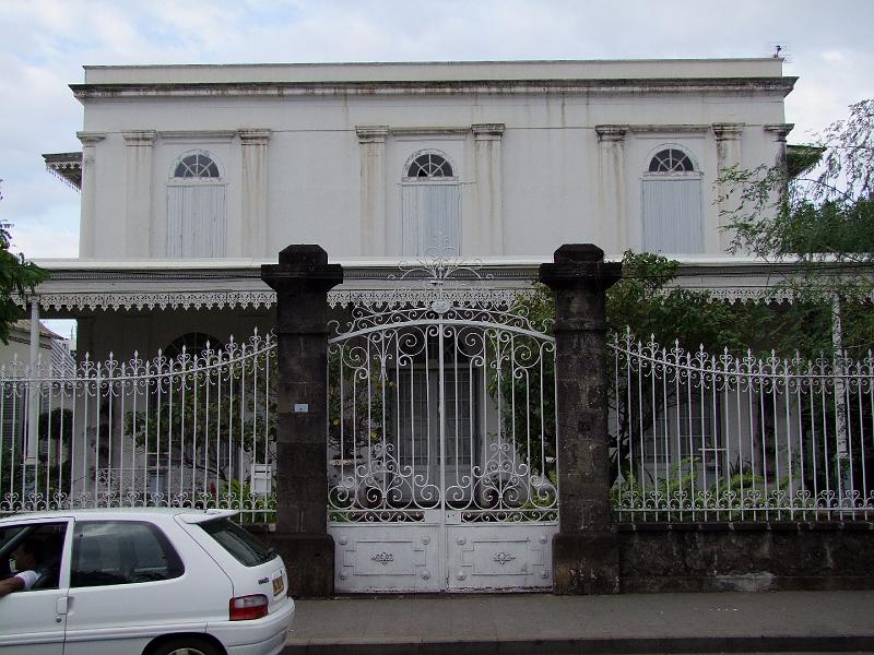 Saint-Denis, Rue de Paris