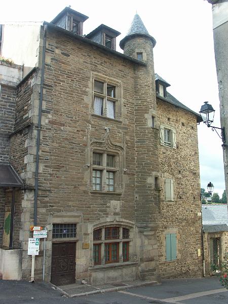 Uzerche. Rue Pierre-Chalaud