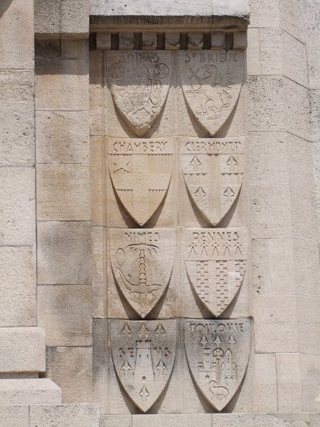 Champ de bataille de Verdun, Nécropole de Douaumont