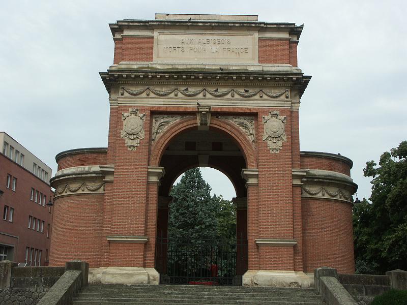 Albi. Boulevard General Sibille