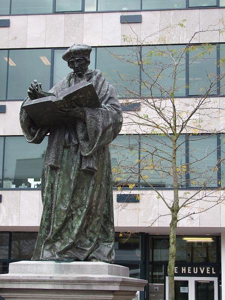 Rotterdam, Grotekerkplein, Statue d'Erasme