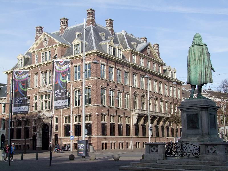 La Haye, De Plaats