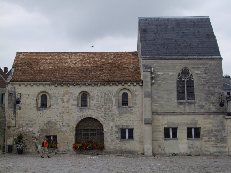 Laon