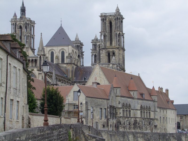 Laon