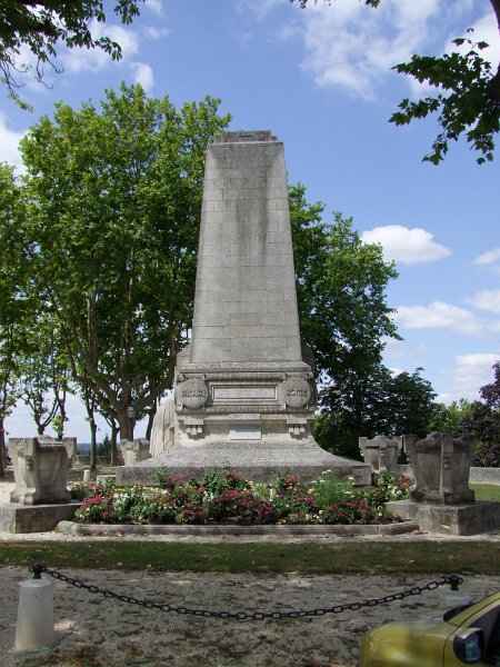 Angoulême, Place Beaulieu