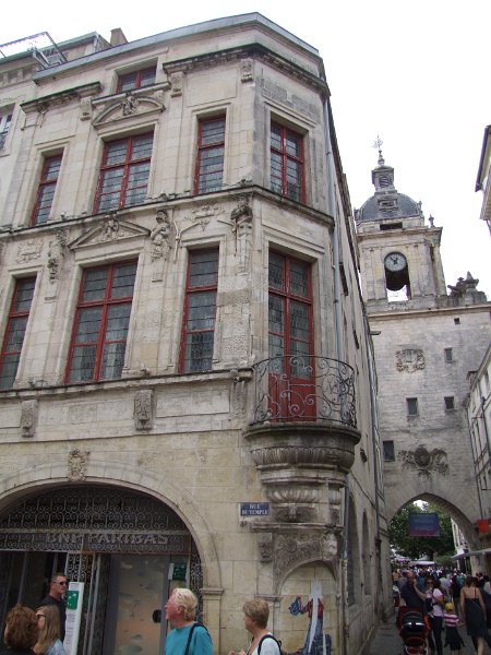 La Rochelle, Porte de la Grosse-Horloge, façade renaissance