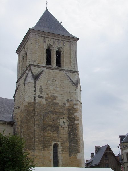 Thouars, Eglise Saint-Médard