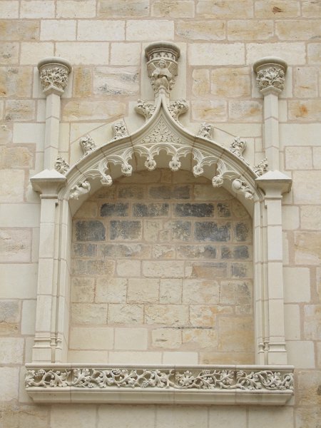 Thouars, Eglise Saint-Médard