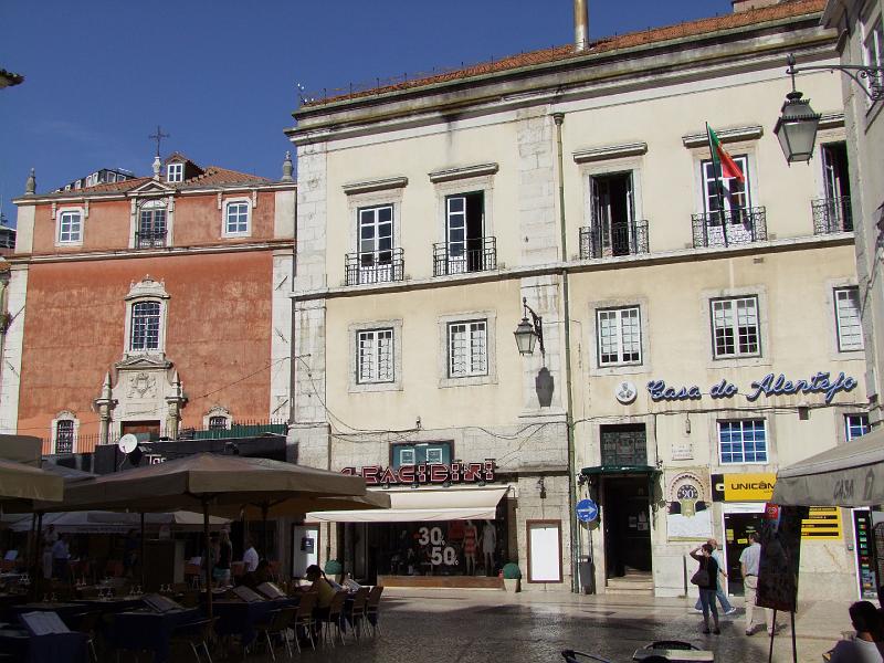 Lisbonne, Rua das Portas de Santo Antão